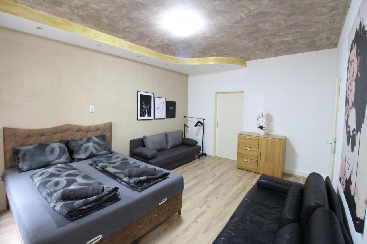 Family Quad Room Rf Viena Exterior foto