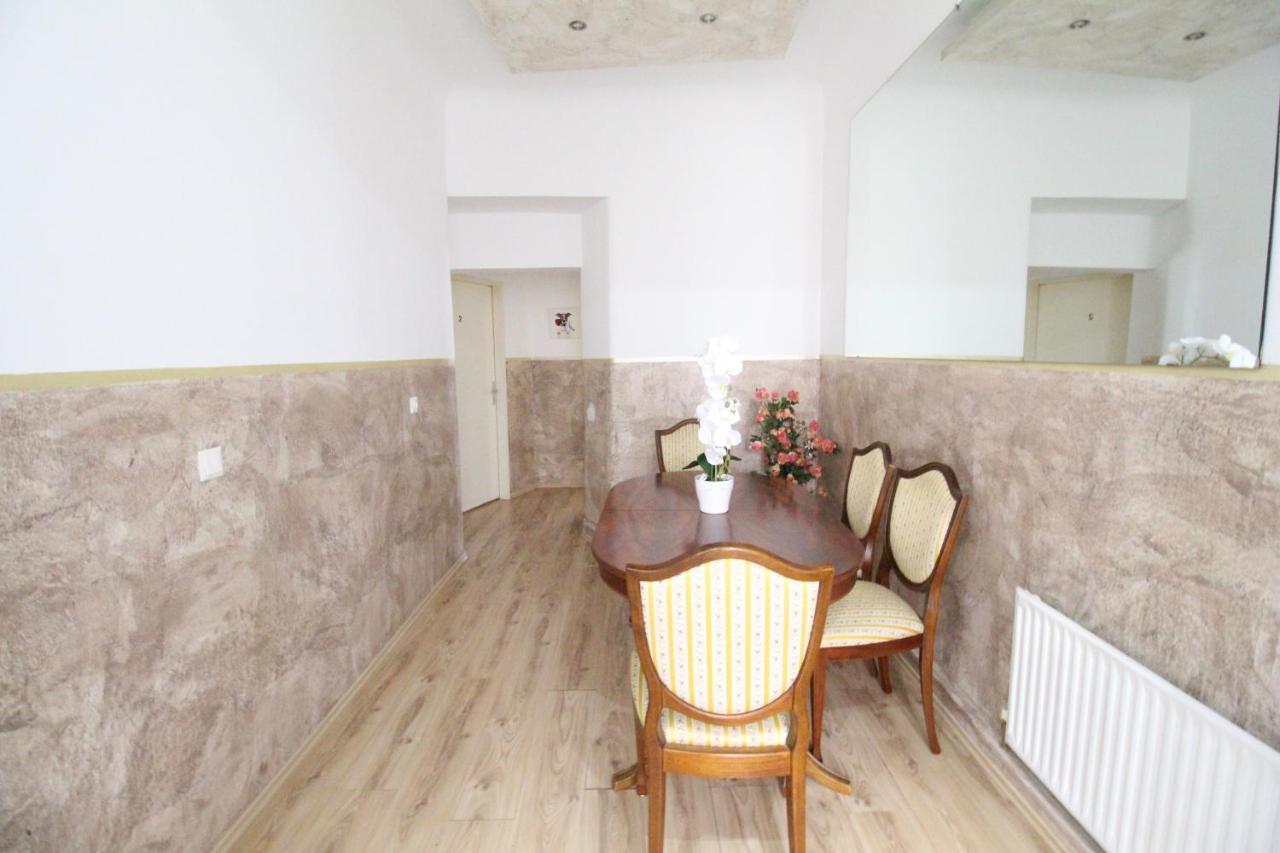 Family Quad Room Rf Viena Exterior foto